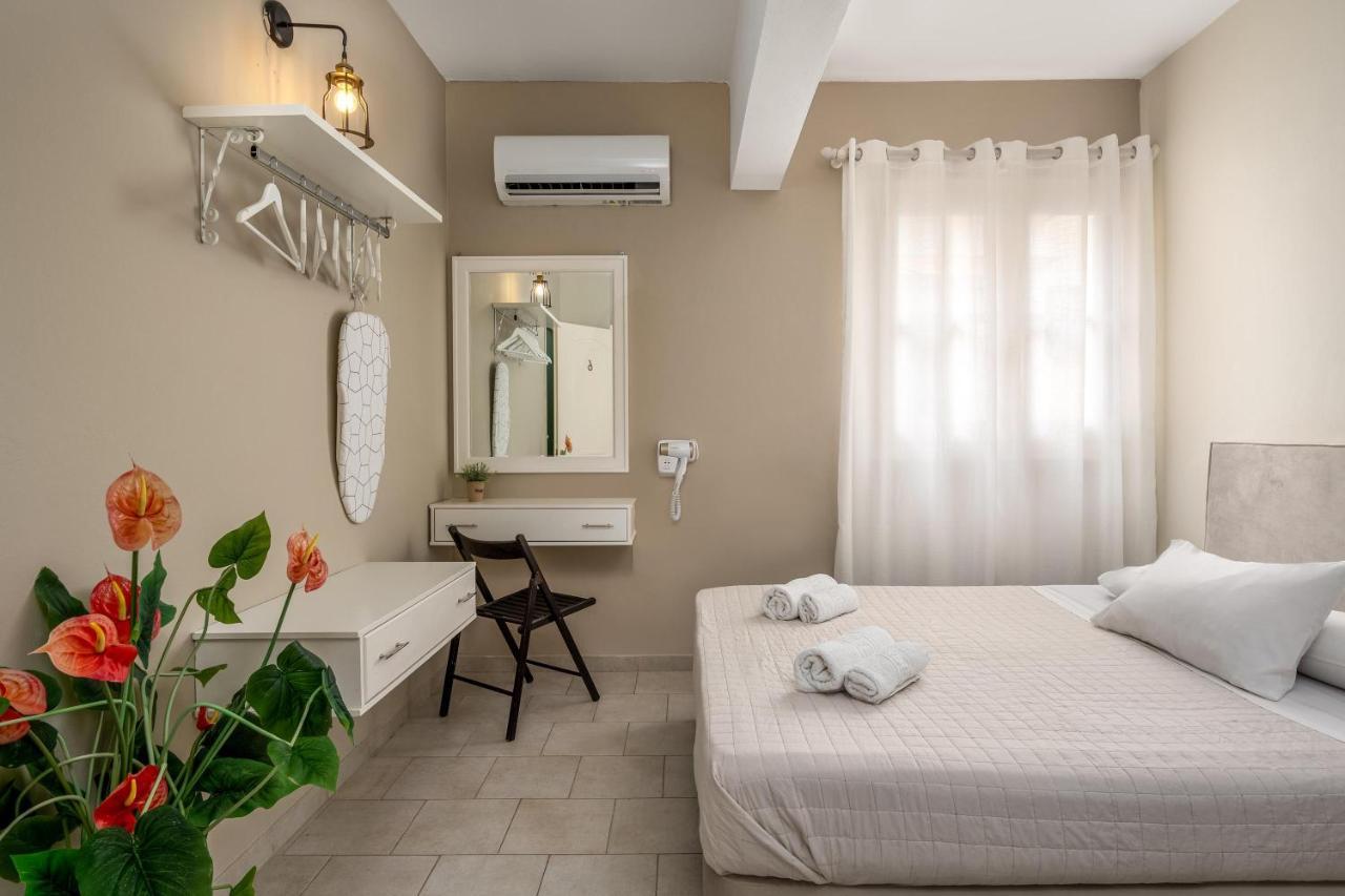 Maravelia'S Rooms Sými Esterno foto