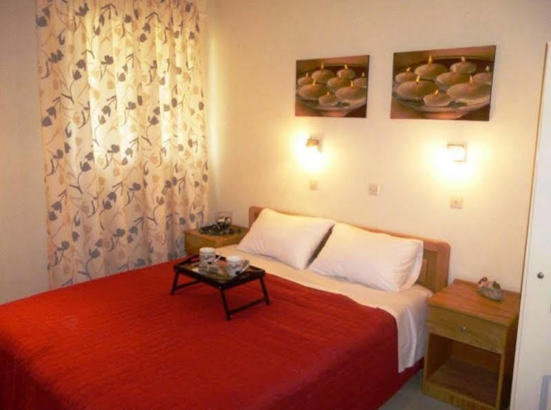 Maravelia'S Rooms Sými Esterno foto